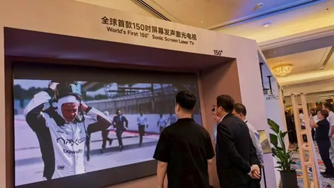 耐克电竞战靴首发，引领时尚电竞潮流